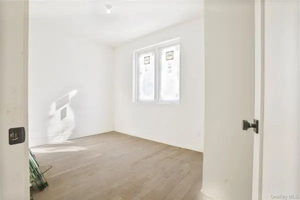 376 Vernon AVE #3A, Brooklyn, NY 11206