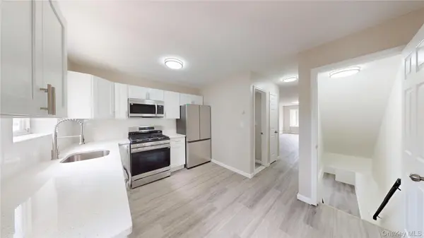 109 Lyceum CT, Staten Island, NY 10310
