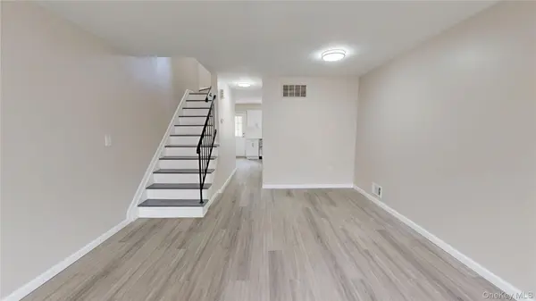 109 Lyceum CT, Staten Island, NY 10310