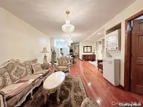 142-29 37th AVE #5A, Flushing, NY 11354