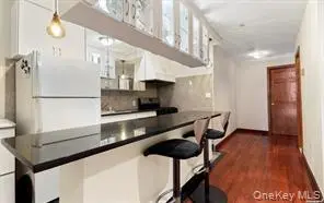 142-29 37th AVE #5A, Flushing, NY 11354