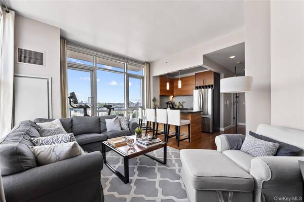 11-24 31st AVE #12A, Astoria, NY 11106