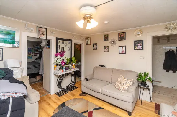 46 Hasbrouck ST, Newburgh, NY 12550