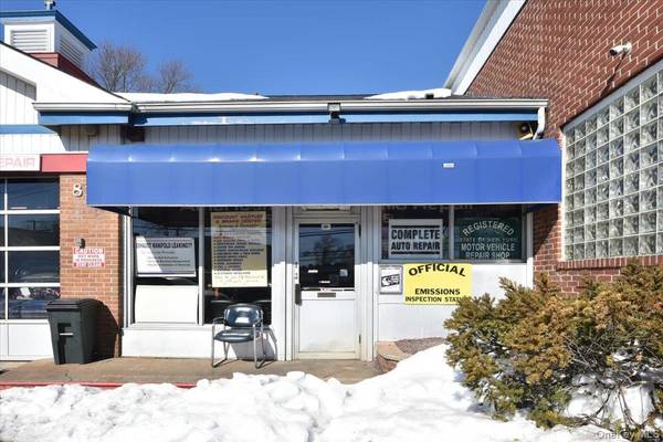 815 Old Country RD, Westbury, NY 11590