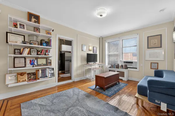 225 Bennett AVE #4C, New York (manhattan), NY 10040