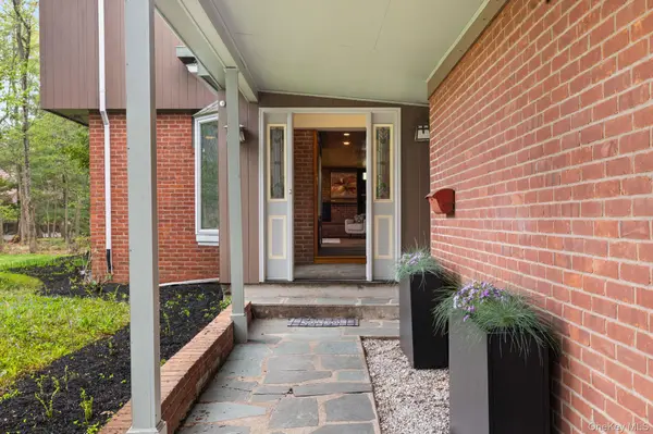 230 Sickletown RD, West Nyack, NY 10994