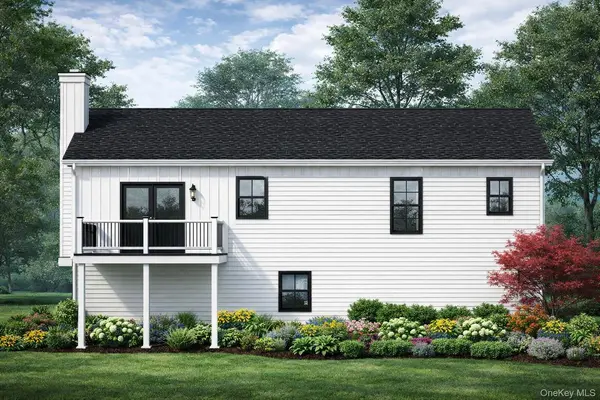 455-4 Middle RD, Riverhead, NY 11901