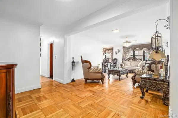 2835 Webb AVE #6C, Bronx, NY 10468