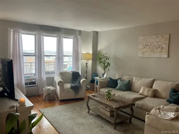 855 E Broadway #3F, Long Beach, NY 11561