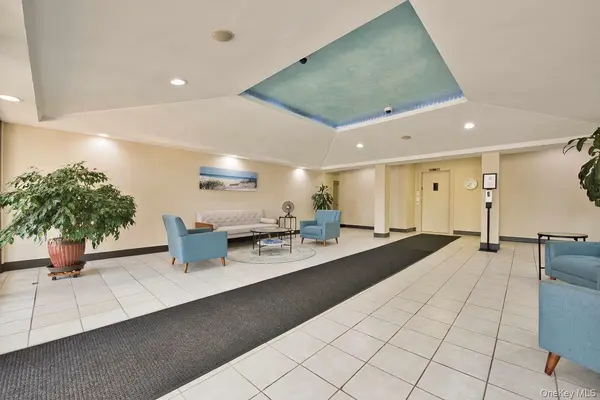 855 E Broadway #3F, Long Beach, NY 11561
