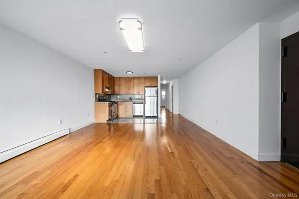 13907 34th AVE, Flushing, NY 11354