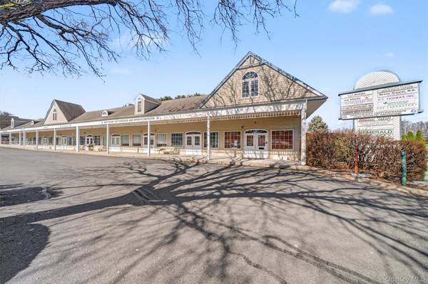 24-26 Liberty Square MALL, Stony Point, NY 10980