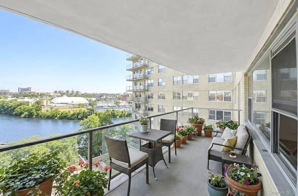 2500 Johnson AVE #6S, Bronx, NY 10463
