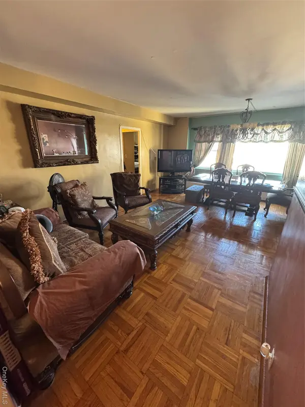 3 Fordham Hill Oval Av #10B, Bronx, NY 10468
