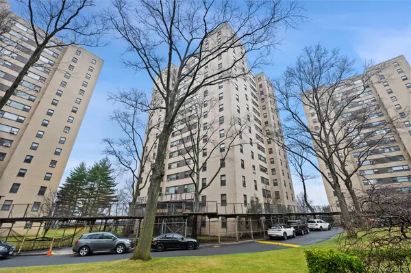 3 Fordham Hill Oval Av #10B, Bronx, NY 10468