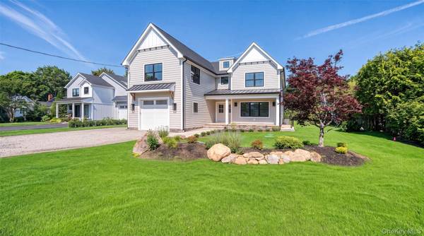 53 S Phillips AVE, Remsenburg, NY 11972