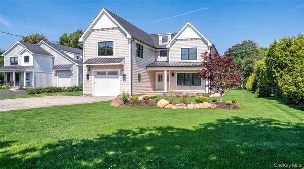 53 S Phillips AVE, Remsenburg, NY 11972