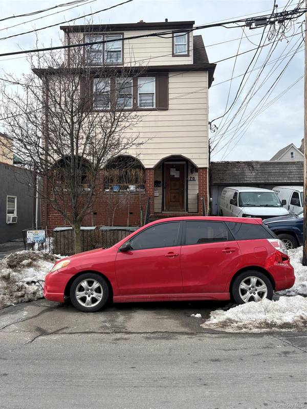 74 4th ST, New Rochelle, NY 10801