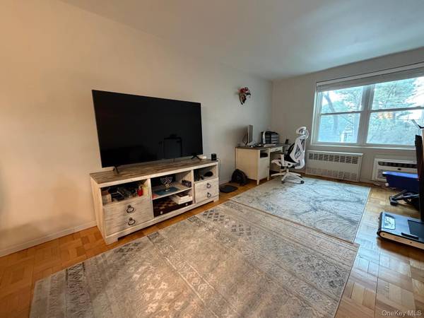 490 Atlantic AVE #115, East Rockaway, NY 11518