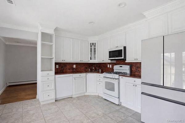 164-14 85th ST, Howard Beach, NY 11414