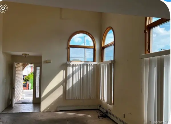 302 Carvel AVE, Cedarhurst, NY 11516