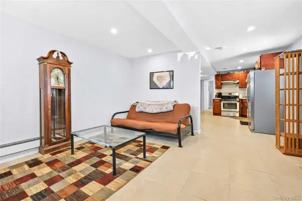 99-71 164th AVE, Howard Beach, NY 11414