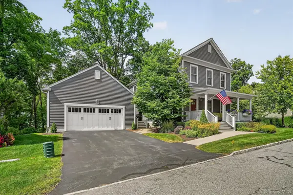 6 Cowdrey ST, Warwick, NY 10990