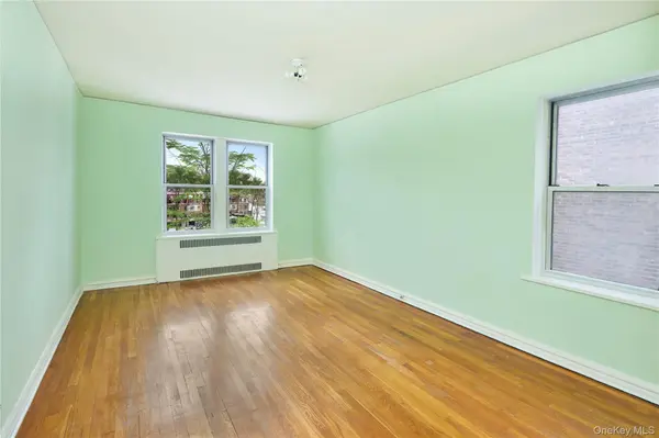7540 Austin ST #5FL, Forest Hills, NY 11375