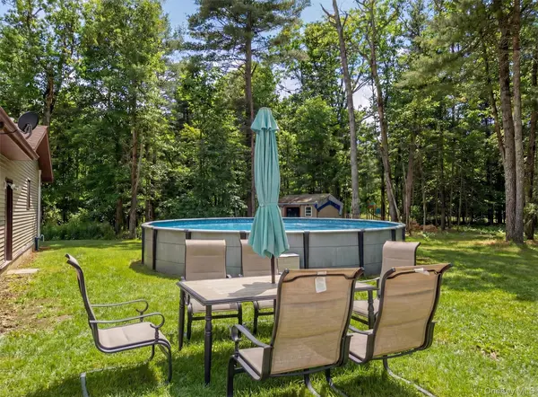 157 Old Forestburg RD, Sparrowbush, NY 12780