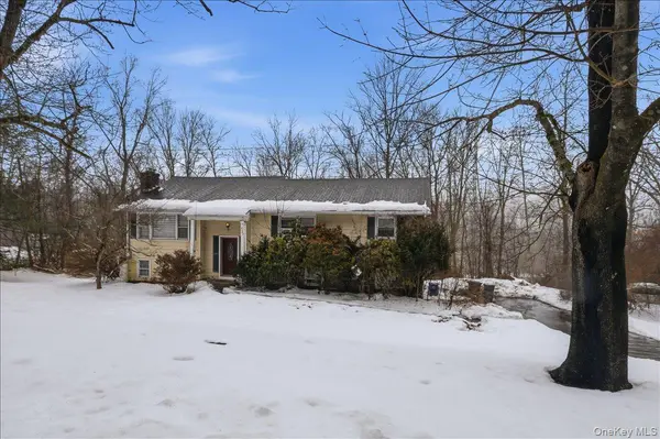 2327 Vista CT, Yorktown Heights, NY 10598