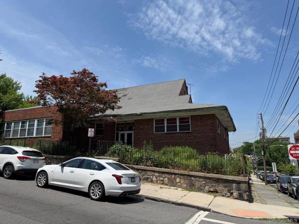 208 N 5th AVE, Mount Vernon, NY 10550