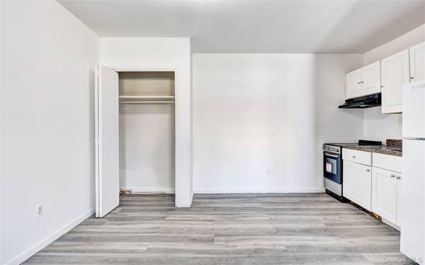 19 Gerald DR #B2, Poughkeepsie, NY 12601