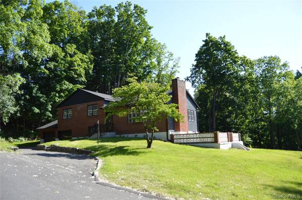 108 Flower HL, Kingston, NY 12401