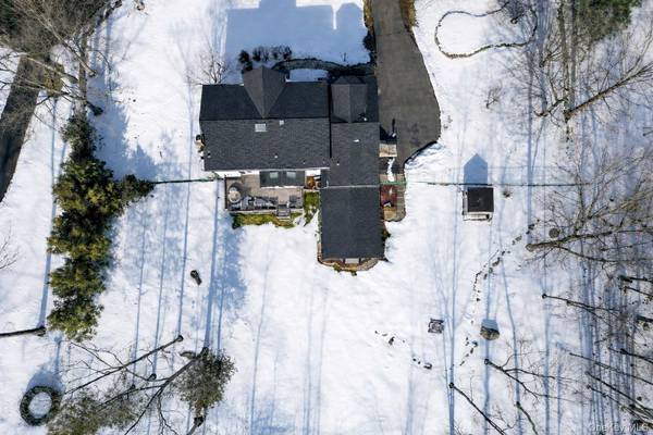 3 Danielle CT, Montebello, NY 10901