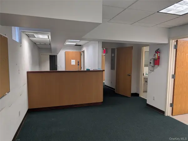 98-17 Queens Blvd #LL2, Rego Park, NY 11374