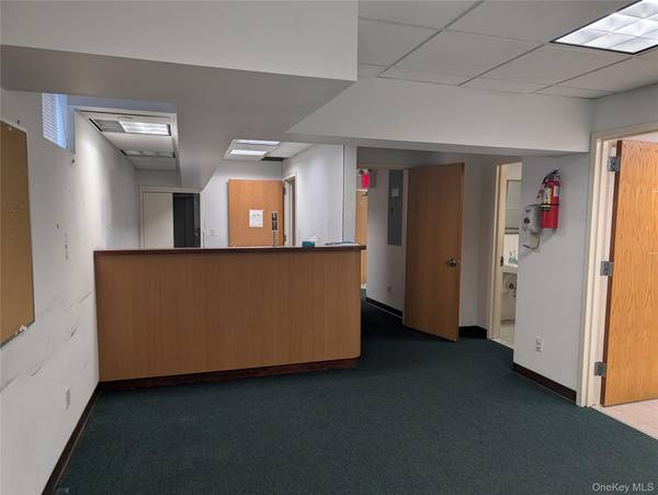 98-17 Queens Blvd #LL2, Rego Park, NY 11374