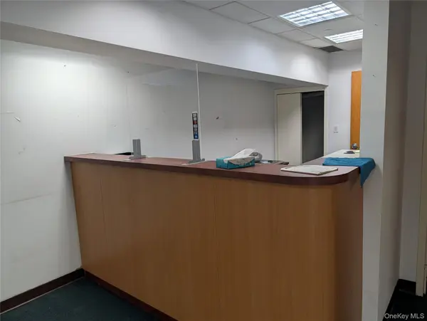 98-17 Queens Blvd #LL2, Rego Park, NY 11374