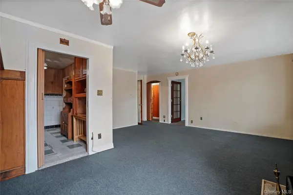 151-35 84th ST #2H, Howard Beach, NY 11414