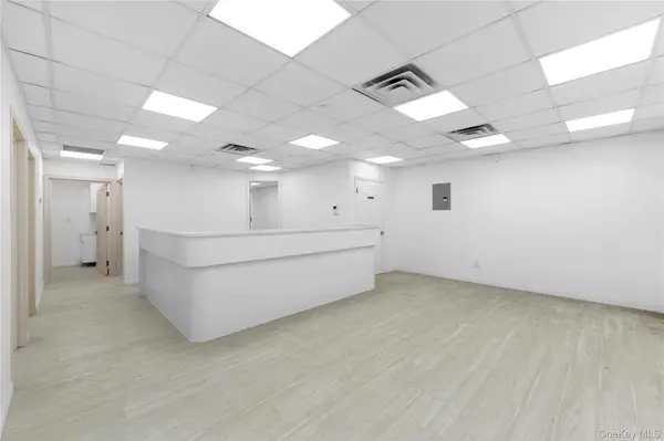 134-43 Maple AVE #C1B, Flushing, NY 11355