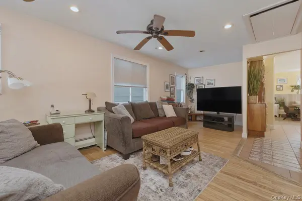 99 Virginia AVE, Long Beach, NY 11561