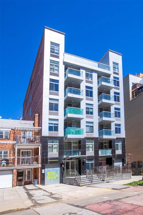 144-69 Barclay AVE #4A, Flushing, NY 11355