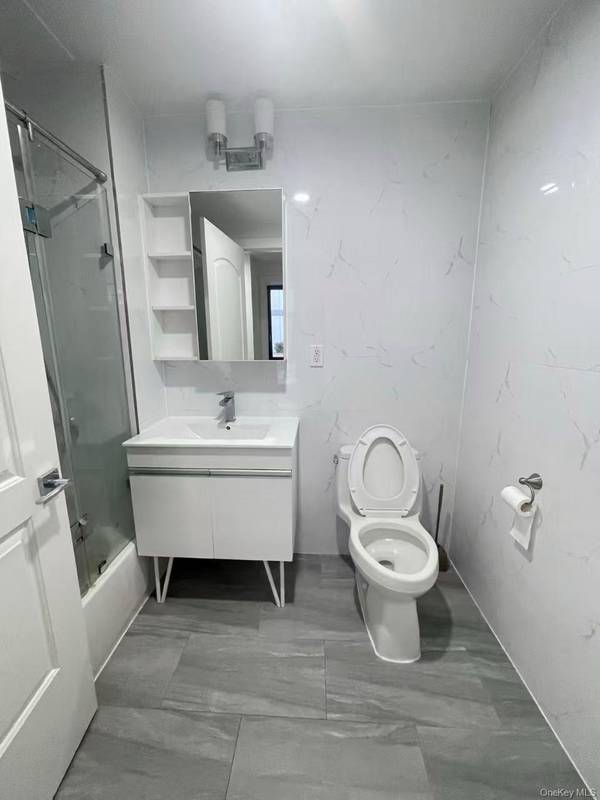 144-27 Sanford AVE #2C, Flushing, NY 11355