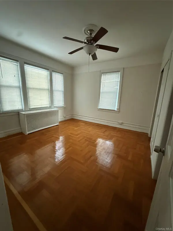 2025 Hobart AVE, Bronx, NY 10461