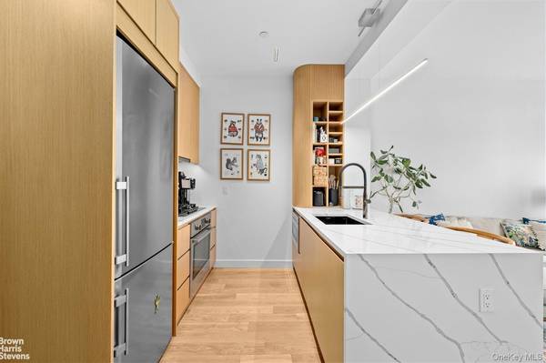 183 McGuinness BLVD #3A, Brooklyn, NY 11222