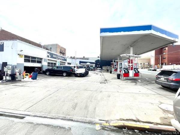 39-04 Skillman AVE, Sunnyside, NY 11104