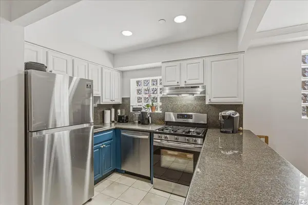 83-71 116th ST #4B, Kew Gardens, NY 11418