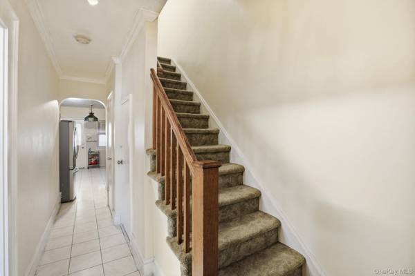 2530 Bronxwood AVE, Bronx, NY 10469