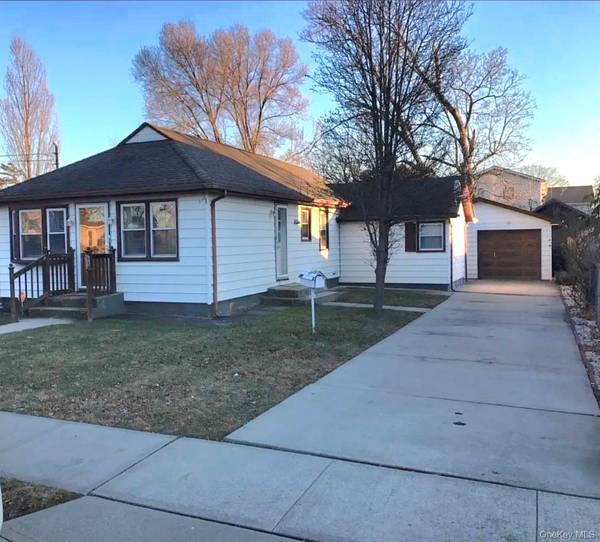 890 Clay ST, Baldwin, NY 11510