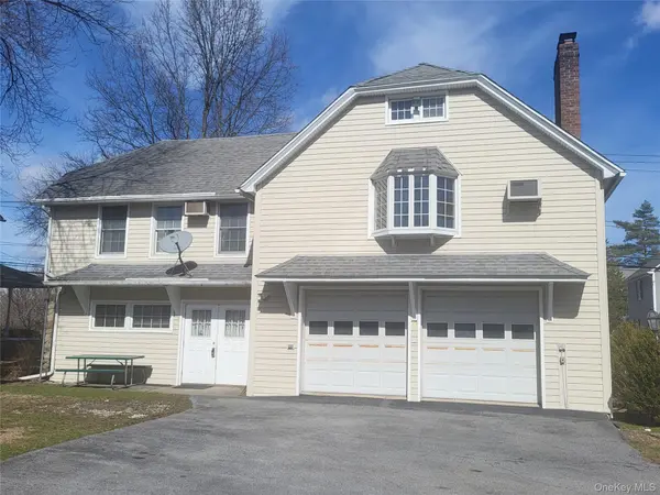 7 Hambletonian AVE, Chester, NY 10918