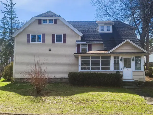 7 Hambletonian AVE, Chester, NY 10918